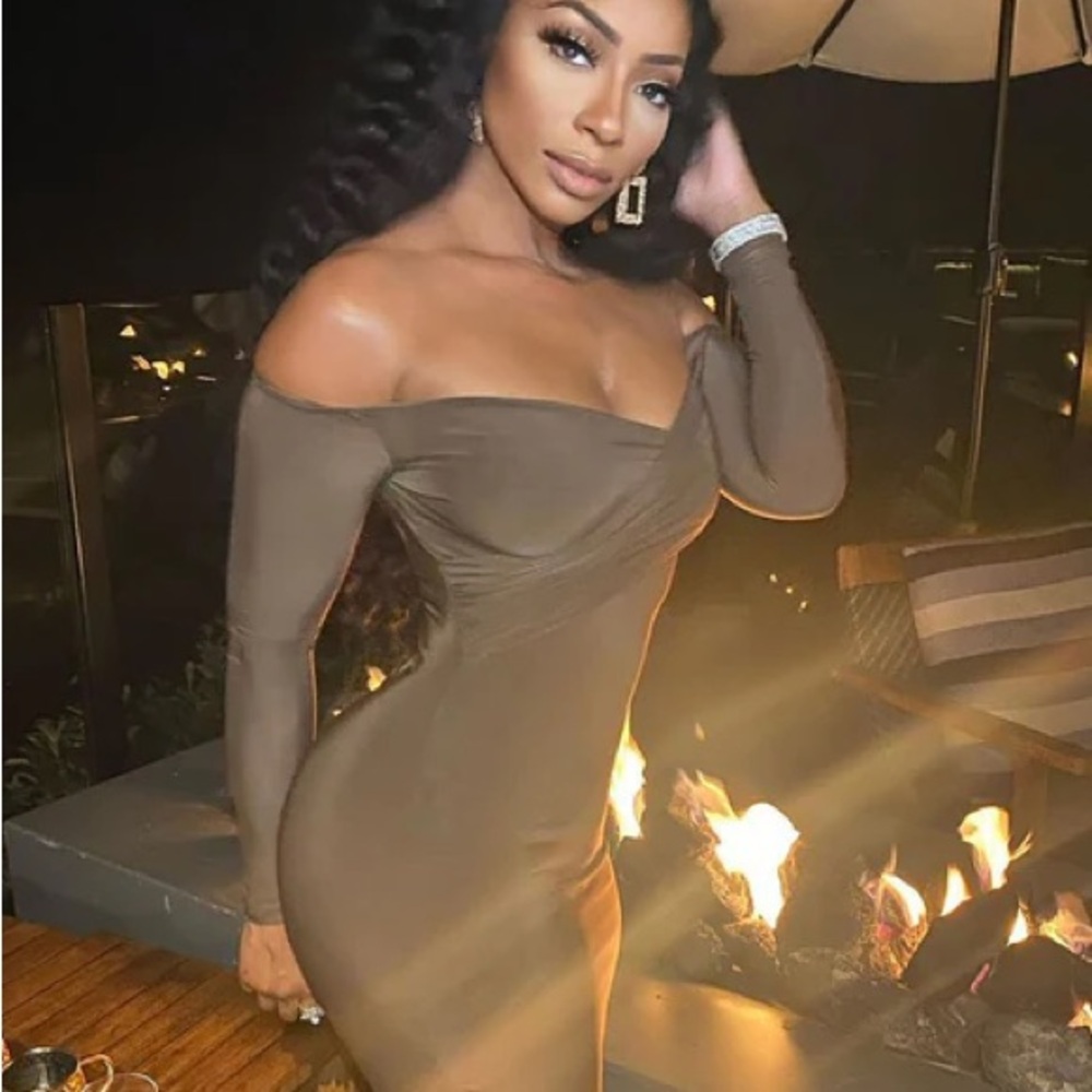 Elegant Off-Shoulder Brown Dress